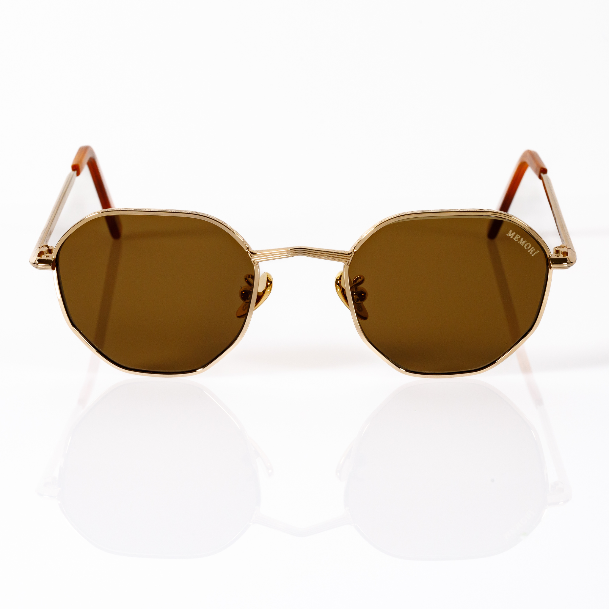 Polarized sunglasses for small faces gold metal men women front view showcases V shaped nose bridge design detail